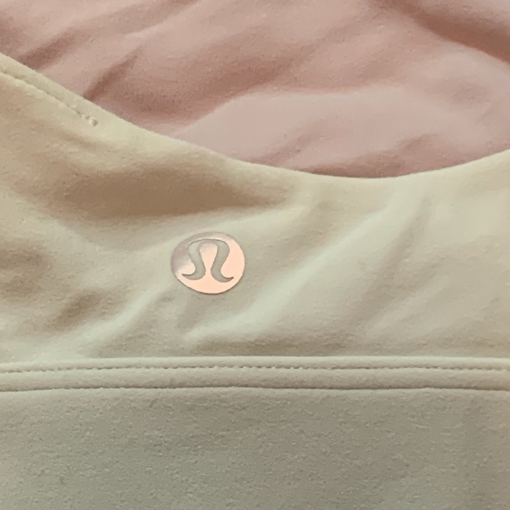 Lululemon Sweet Awakenings Bra Light Green Sz 10 Missing Pads - Picture 3 of 4